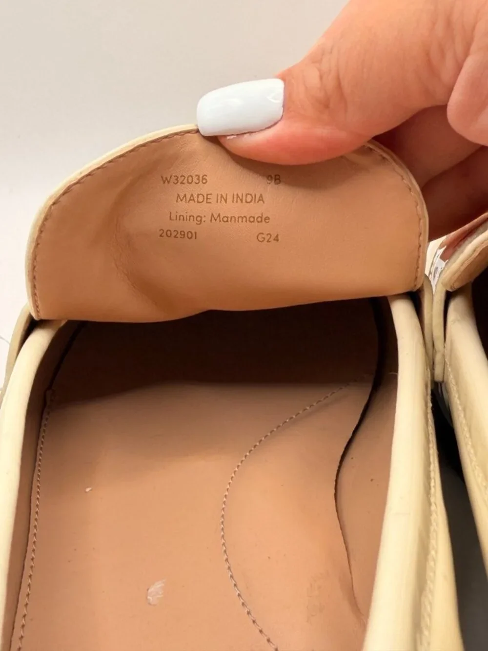 Cole Haan Women's Stassi Ivory Penny Loafer Sz 9 B